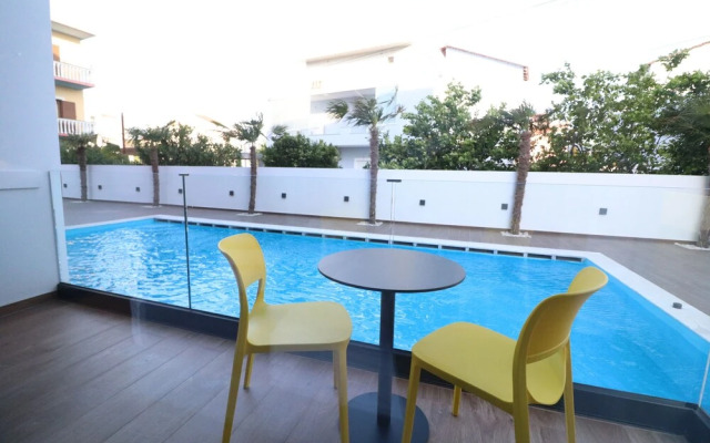 Valmar Hotel