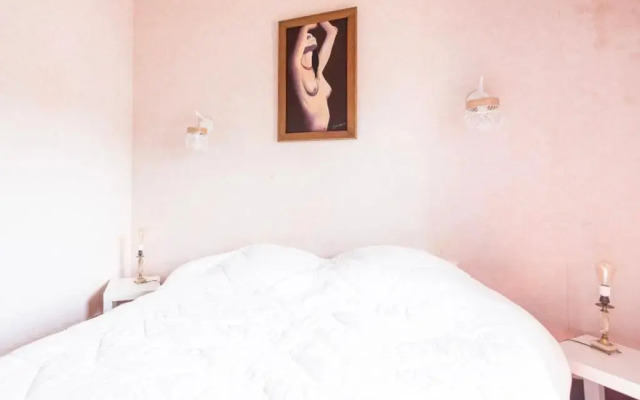 Charming Holiday House Near The Beach