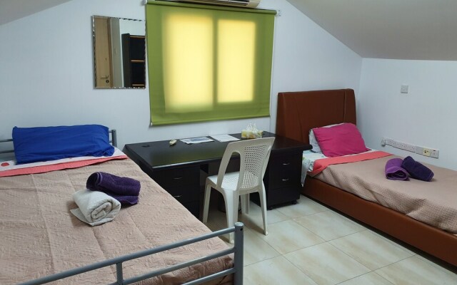 Acticon Rooms Larnaca