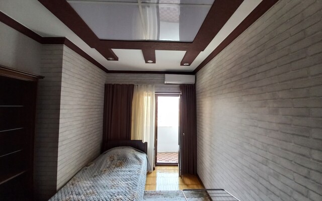 4-bed Apartment in Tashkent City Center C1