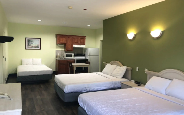 Weston Inn & Suites
