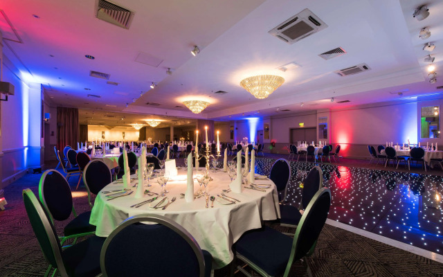 DoubleTree by Hilton Hotel Aberdeen Treetop