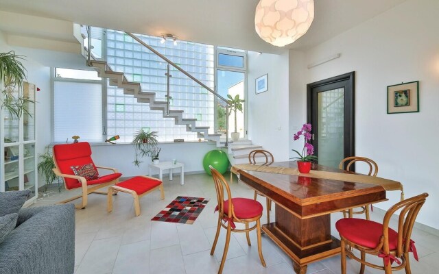 Stunning Home in Kastel Stafilic With Wifi and 3 Bedrooms