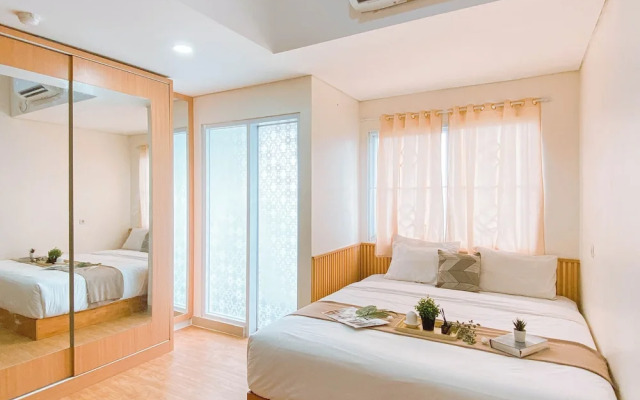 Studio Near Sicc At Royal Sentul Park Apartment