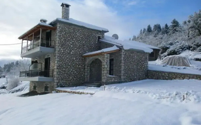 Kaloneri Rooms