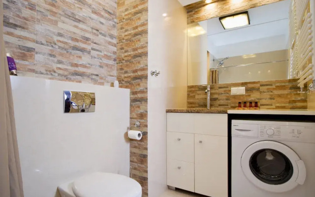Old Town Luxury Apartments by Amstra