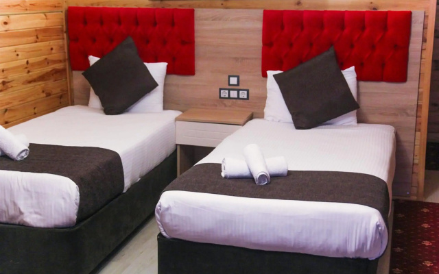 Ensar Hotel