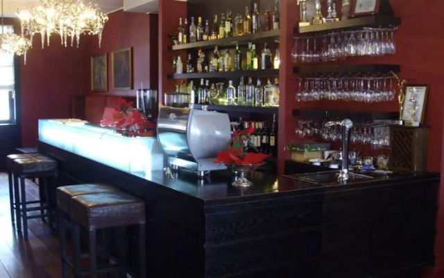 Kokoshkovata Boutique House