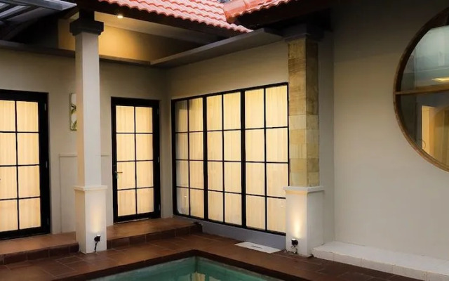 Akanaka Petitenget Bali