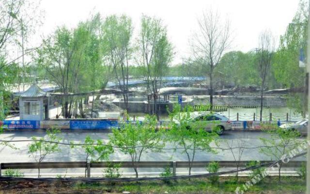 Qiwei Hotel (Shenyang Taoxian Airport)