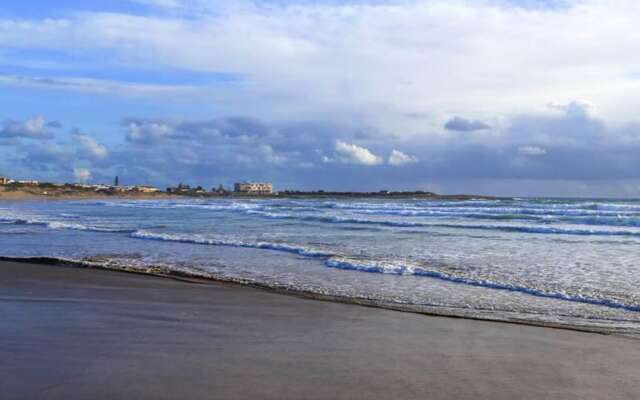 Bungalow With One Bedroom In Marina Di Modica With Wifi