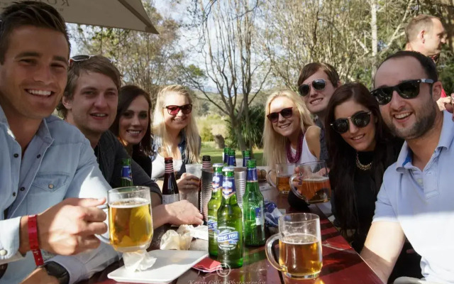 Robertson Backpackers