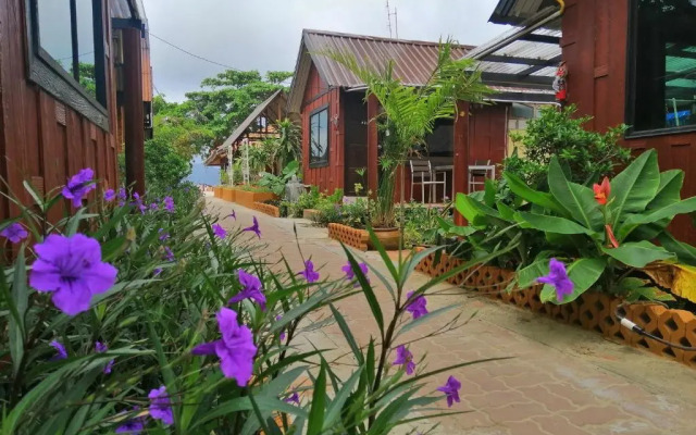 Phi Phi Long Beach Bungalow  Had Yao