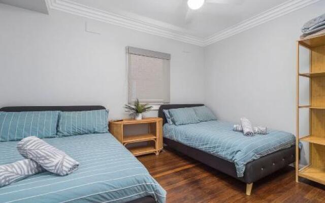 BANYANDAH 557 Ocean Drive NH