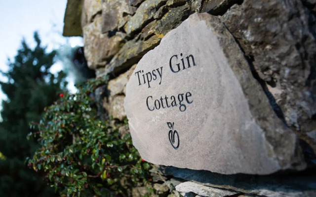 Tipsy Gin Cottage