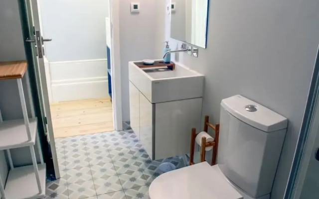 Classic Comfort at Porto Center