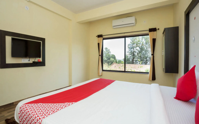 OYO 12936 Hotel Paradise