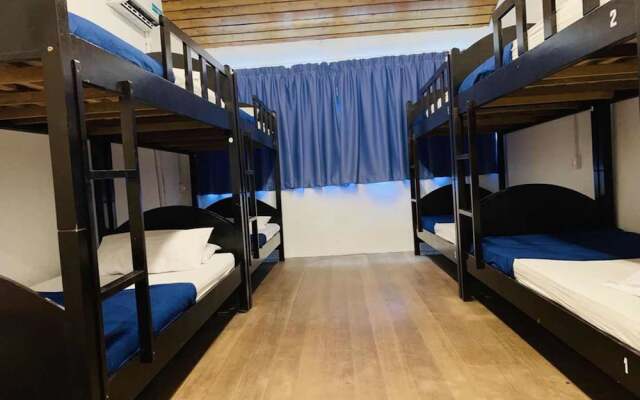 Cookoobird Home - Hostel