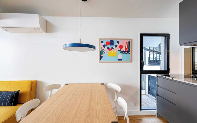 Marais Area - Outdoor Patio - A/C - 2bdr