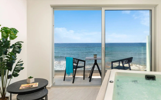 Elia Sea Suites