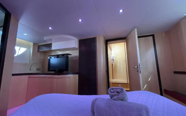 Yacht Lakura 55