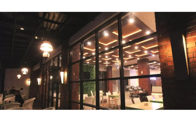 Uniq Hotel Yogyakarta
