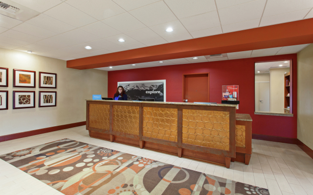 Hampton Inn & Suites Tacoma