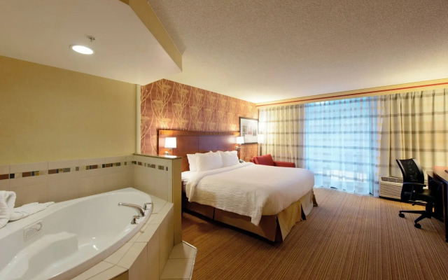 Courtyard by Marriott Canton