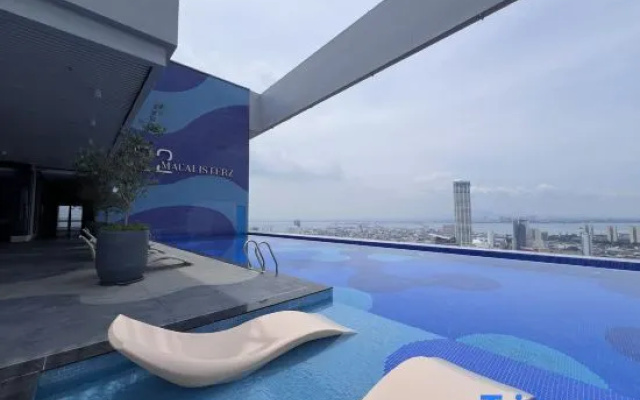 22 Macalisterz: Elegant & Noble City View 2BR |  5pax – Outside – George Town