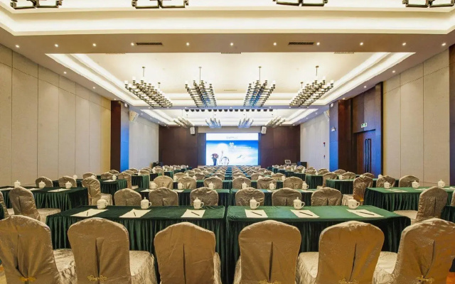 Le Noble Hotel