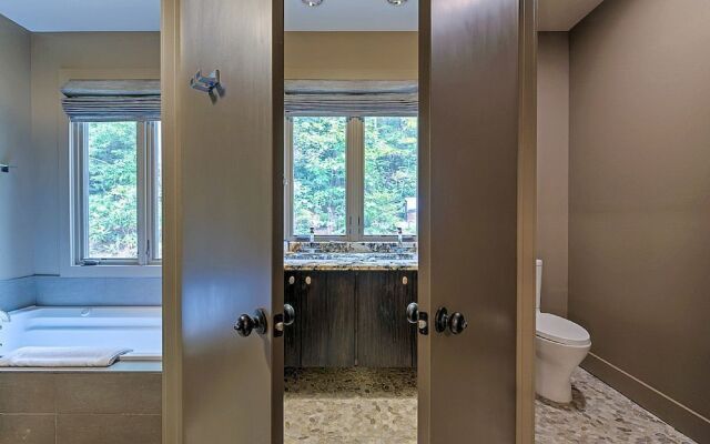 Mountain Cove 7 Bedroom Home