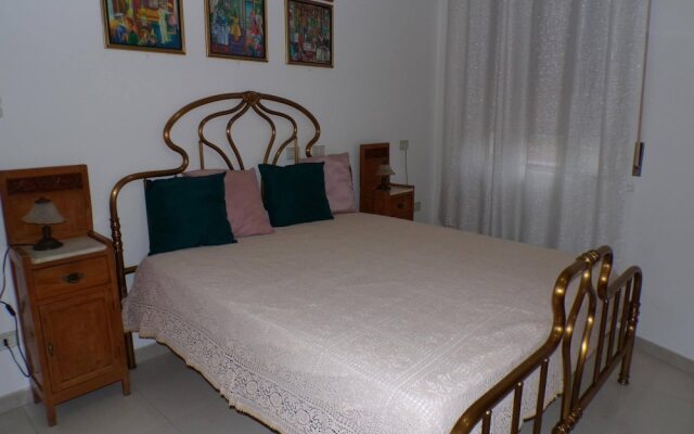 Air-conditioned Two-room Apartment Marigia Near the sea