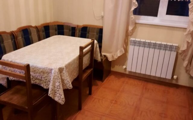 Apartamenty Lazurnaya 7B