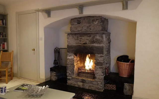 Ballyvaughan Cottage No 15