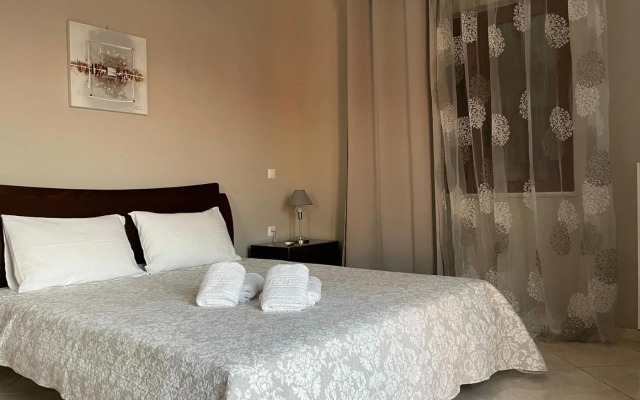 The high level Villa with amazing views 5'from falassarna!