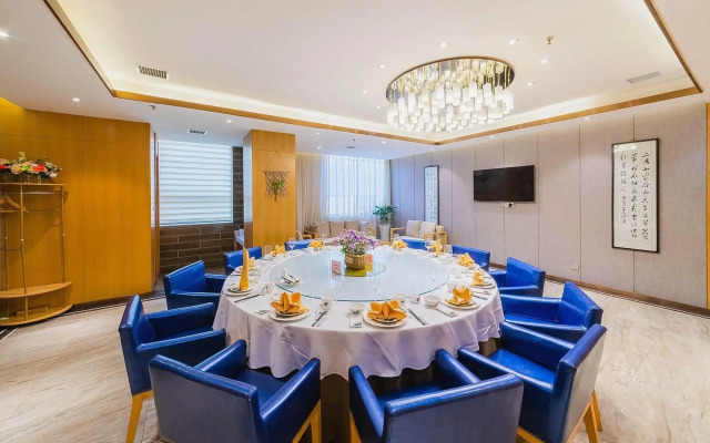 Soaring Dragon Hotel