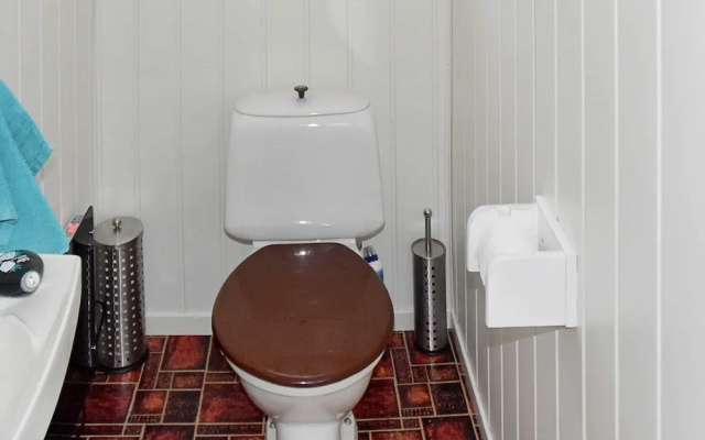 8 Person Holiday Home in Eidsvag
