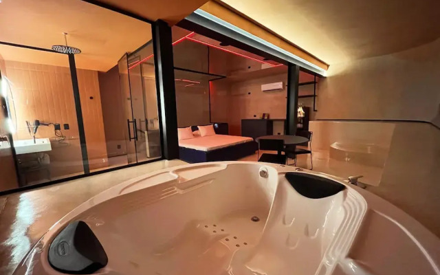 Lush Motel Lapa