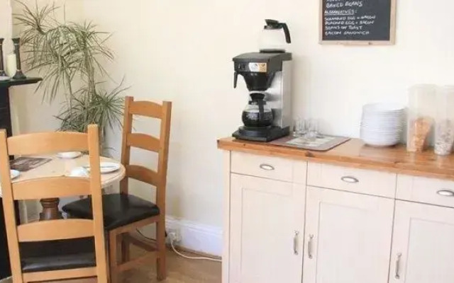 Summer Breeze Guest House