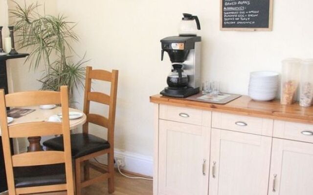 Summer Breeze Guest House