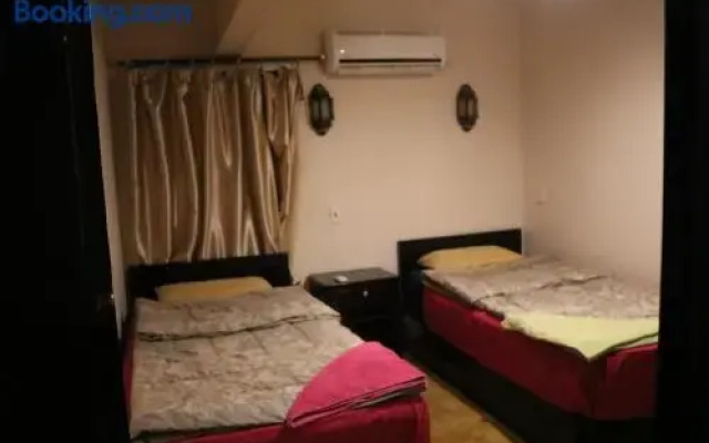Wake Up Cairo Hostel