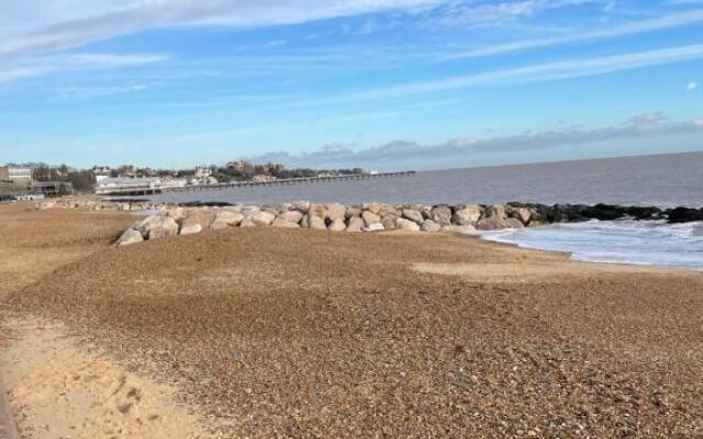 MV7 Suffolk sands holiday park