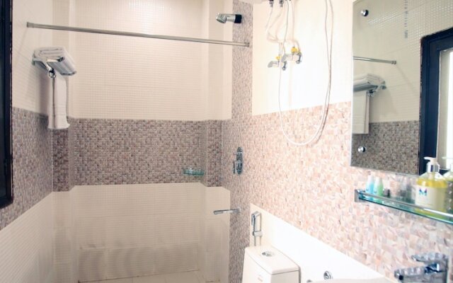 Mint Golf Course Suites