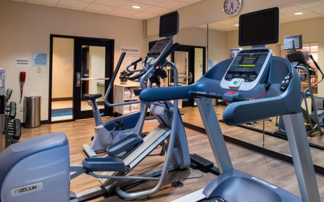 Holiday Inn Express Hotel & Suites Pittsburg by IHG