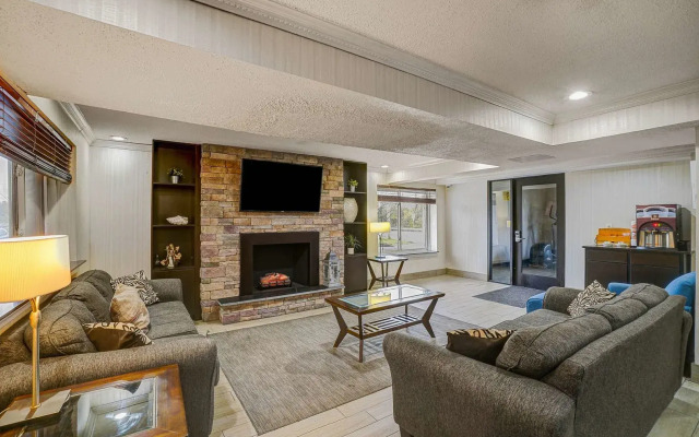 Motel 6 Lester, PA - Philadelphia Airport