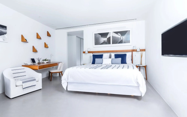 Grace Hotel, Auberge Collection