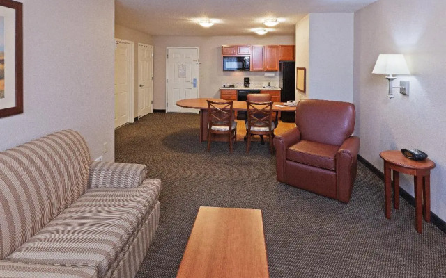 Candlewood Suites Wichita Falls @ Maurine St.