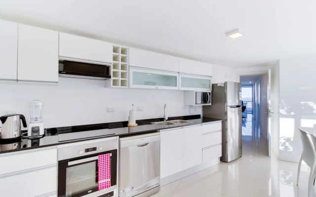 Oceana Suites Isabel