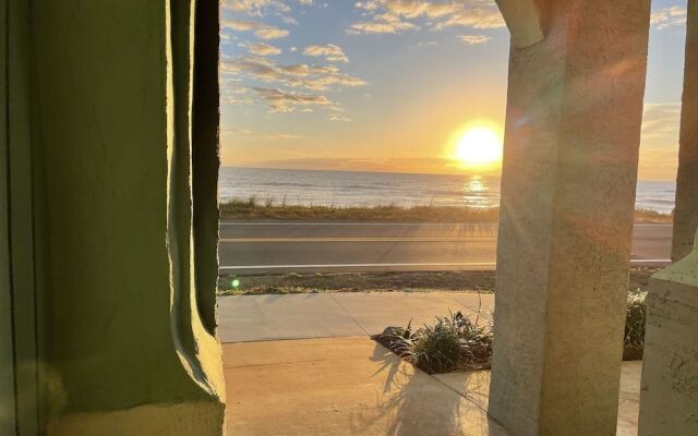 Beach Front Motel