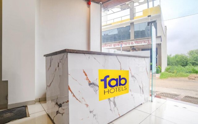 Fabhotel Right Choice